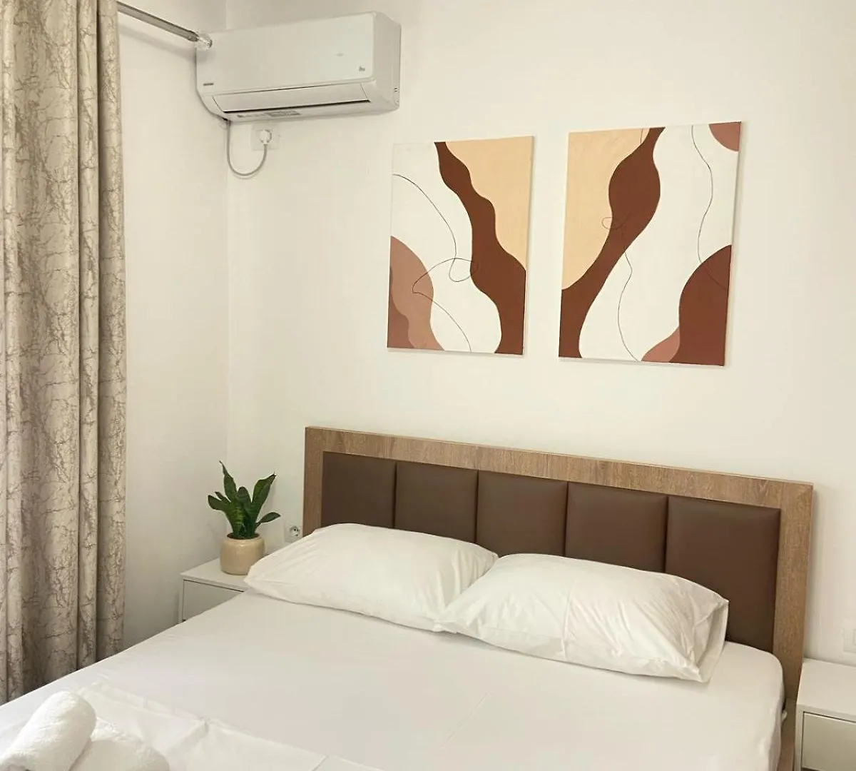 Azure Nest Apartment Sarandë