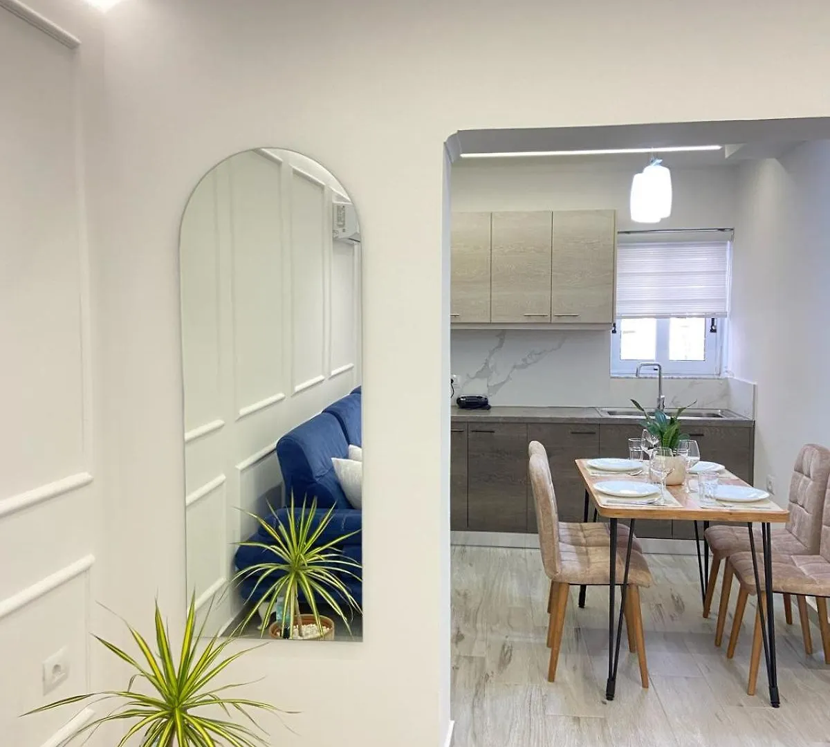 Azure Nest Apartment Sarandë 알바니아